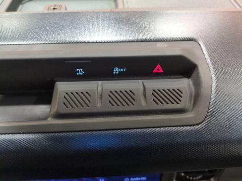 Used 2022 Ford Bronco Outer Banks AWD/4WD image 23