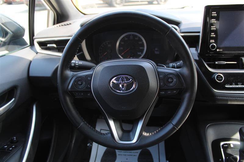 Used 2021 Toyota Corolla SE w/ Carpet Mat Package (TMS) FWD image 14