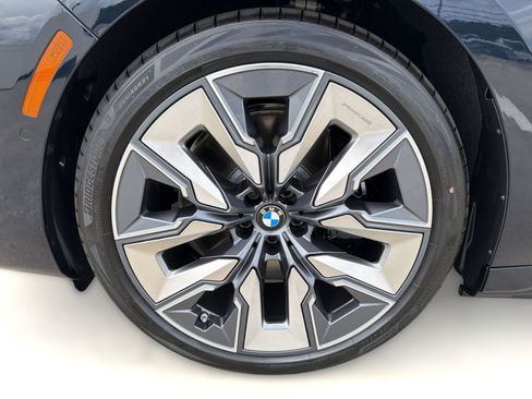New 2026 BMW 750e xDrive w/ Executive Package AWD/4WD image 10