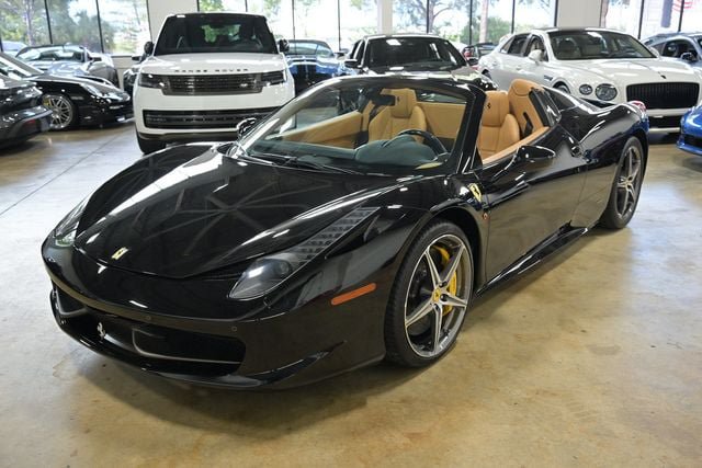 Used 2013 Ferrari 458 Spider RWD image 9