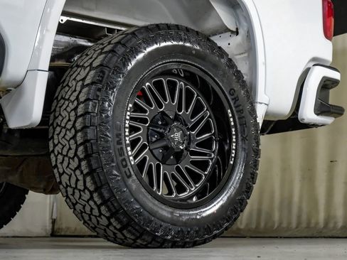 Used 2023 Chevrolet Silverado 2500 LT image 57