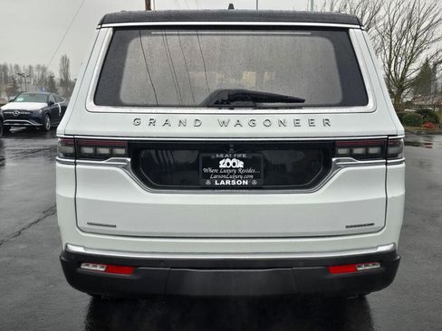 Used 2022 Jeep Grand Wagoneer Series III image 7