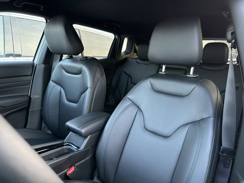 New 2026 Jeep Compass Limited image 10