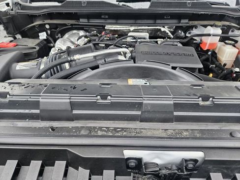 Used 2025 Chevrolet Silverado 2500 High Country w/ High Country Premium Package AWD/4WD image 32