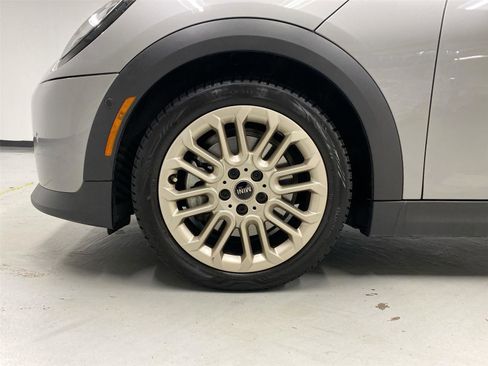 Certified 2025 MINI Cooper S image 23