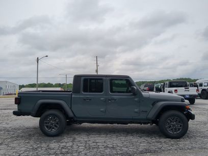 New 2025 Jeep Gladiator Sport