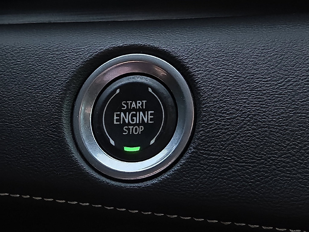 Used 2021 Cadillac Escalade Sport AWD/4WD image 17