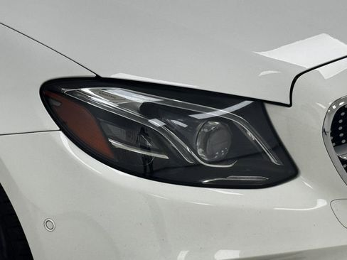 Used 2019 Mercedes-Benz E 450 4MATIC Cabriolet image 48