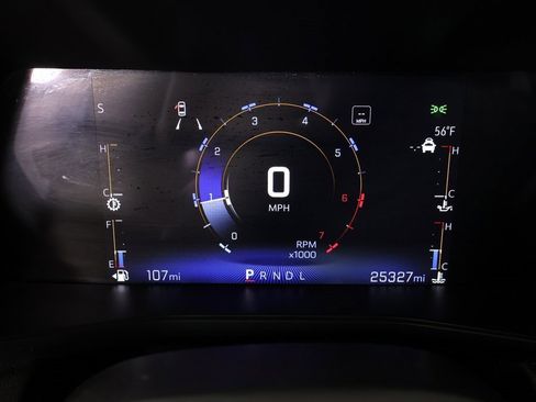 Used 2023 Chevrolet Colorado W/T image 4