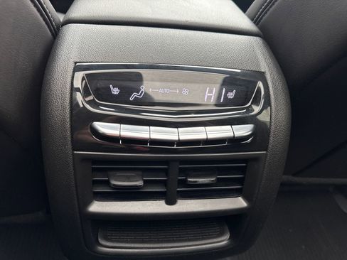 Certified 2021 Cadillac XT5 Premium Luxury image 32