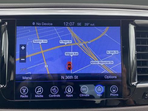 Used 2017 Chrysler Pacifica Touring-L Plus w/ Advanced Safetytec Group FWD image 12
