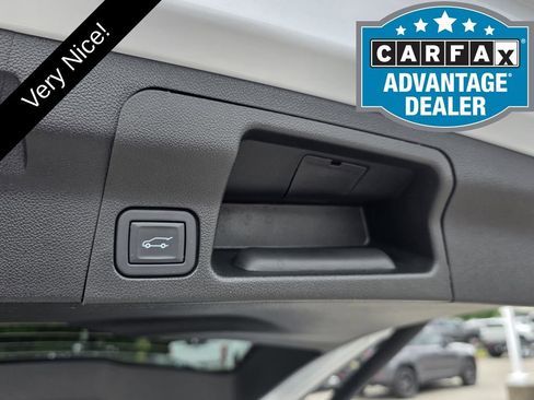 Used 2023 GMC Acadia Denali w/ Denali Ultimate Package AWD/4WD image 15