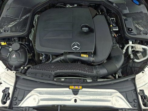 Certified 2021 Mercedes-Benz C 300 4MATIC Sedan image 27
