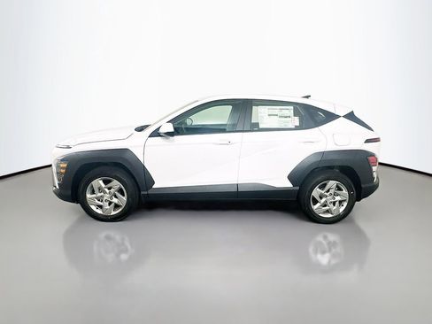 New 2026 Hyundai Kona SE image 8