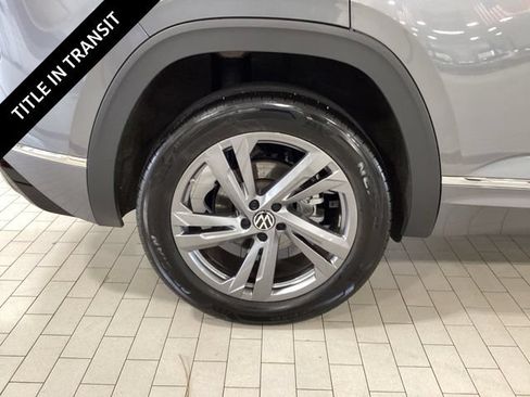 Used 2024 Volkswagen Atlas Cross Sport SEL R-Line AWD/4WD image 24