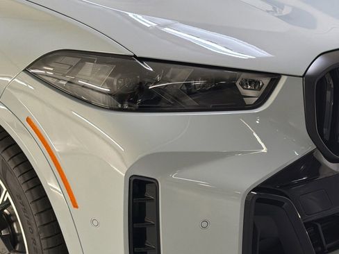 New 2026 BMW X5 xDrive50e w/ M Sport Package image 11