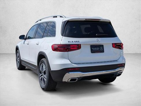 New 2026 Mercedes-Benz GLB 250 image 9
