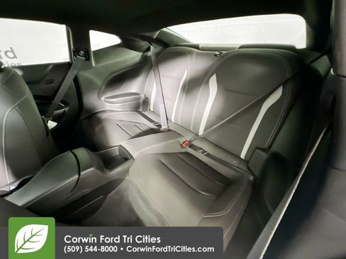 Used 2018 Chevrolet Camaro SS image 27