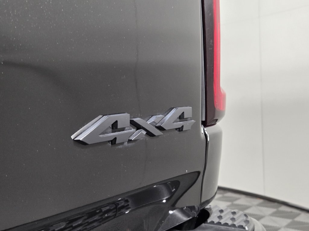 Used 2025 RAM 1500 Tradesman w/ Night Edition AWD/4WD image 28