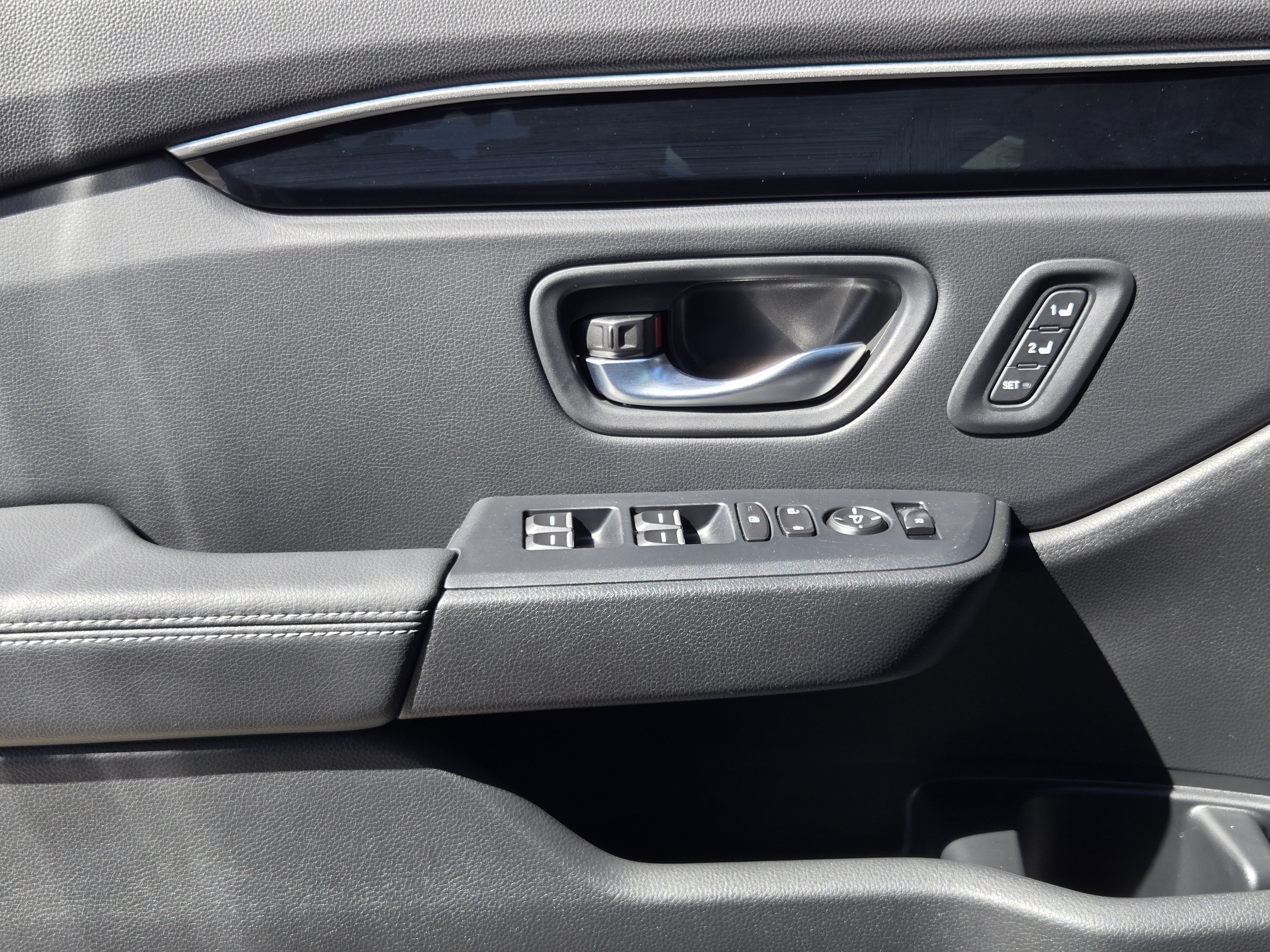 Certified 2025 Honda Pilot Touring image 23