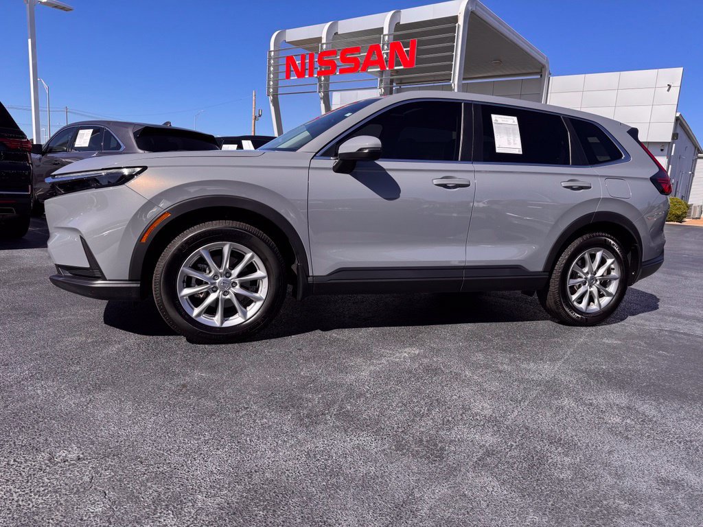 Used 2026 Honda CR-V EX image 2