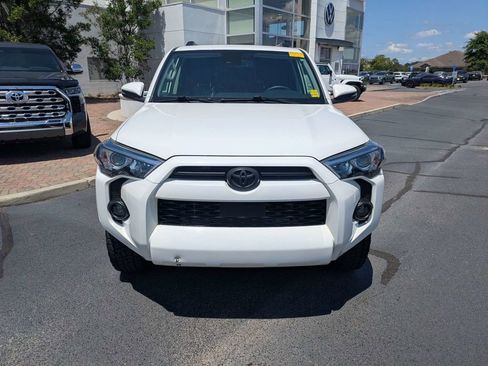 Used 2020 Toyota 4Runner SR5 Premium w/ Moonroof Package AWD/4WD image 10