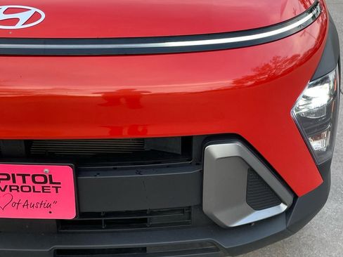 Used 2024 Hyundai Kona SEL image 7