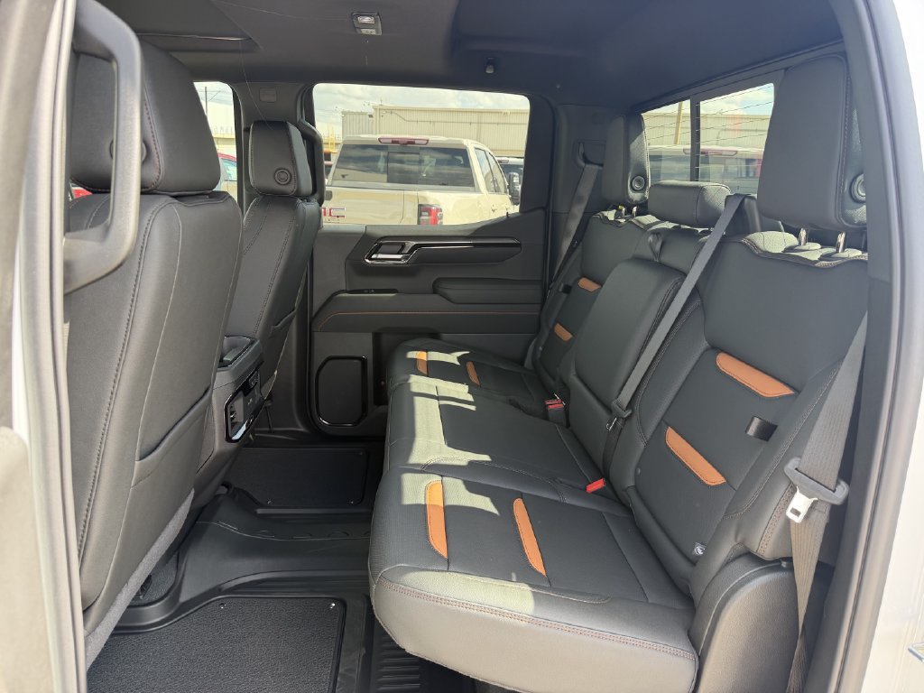 New 2026 GMC Sierra 1500 AT4 w/ AT4 Premium Package AWD/4WD image 24
