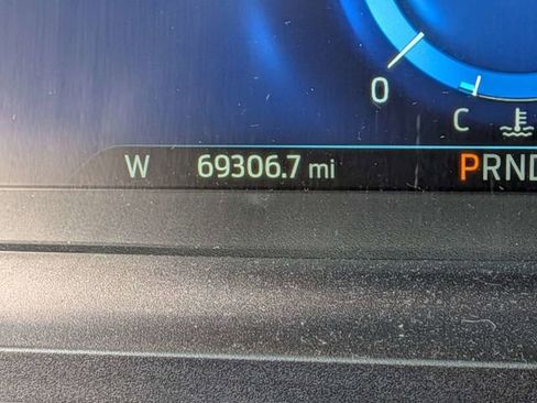 Used 2022 Ford Explorer ST w/ ST High-Performance Pack image 28