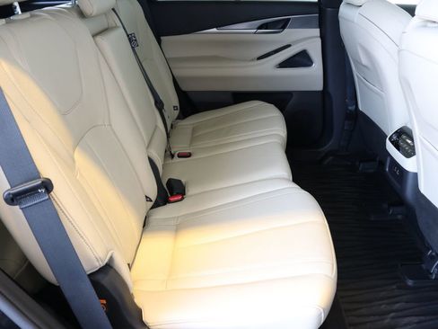 Certified 2025 INFINITI QX60 Luxe w/ Vision Package AWD/4WD image 45
