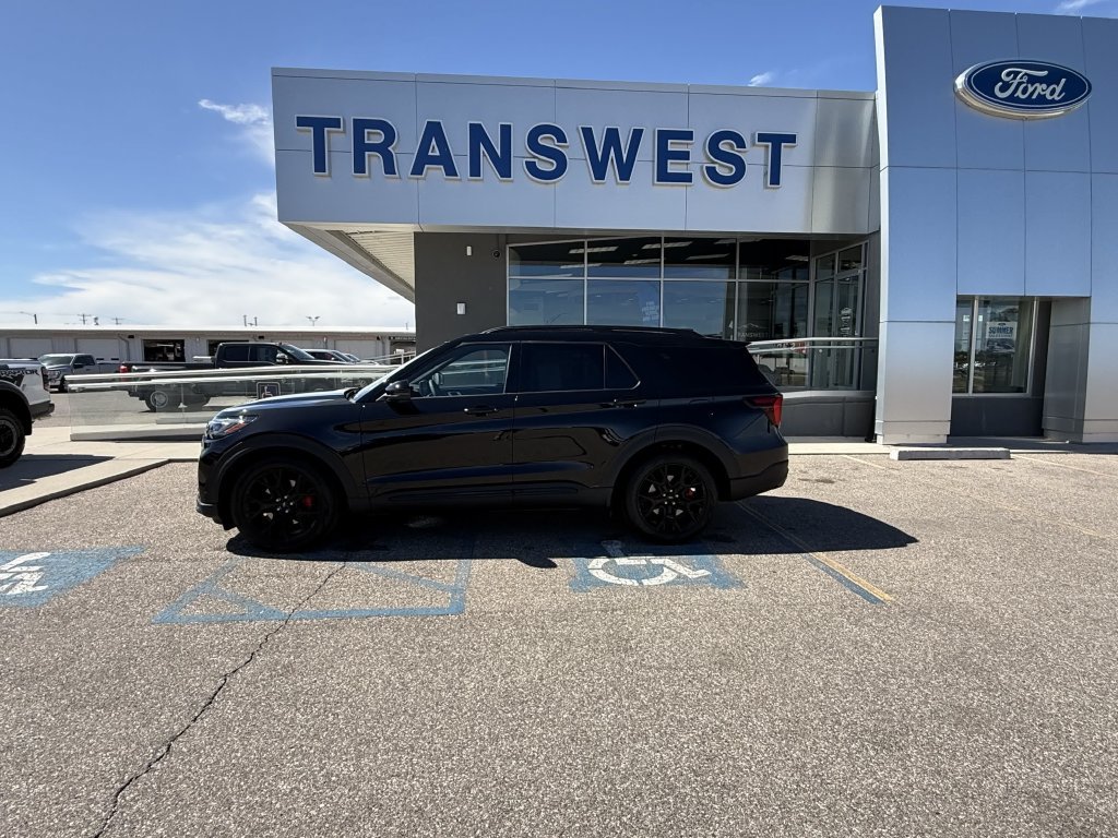 New 2027 Ford Explorer ST w/ Sun And Sound Package AWD/4WD image 2