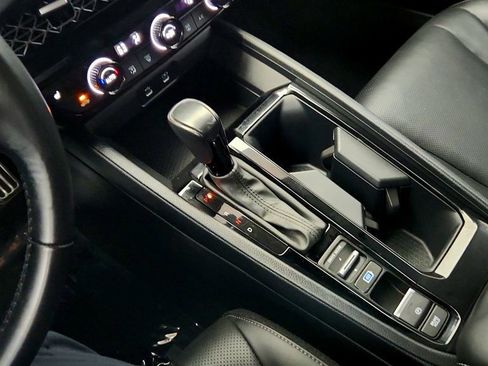 Used 2023 Honda Accord Sport image 17