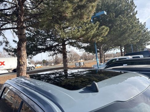 Used 2019 Ford F150 Lariat w/ Equipment Group 502A Luxury image 7