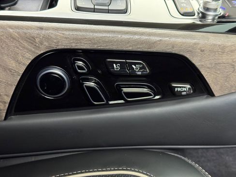 Used 2021 Genesis G90 5.0 Ultimate image 42