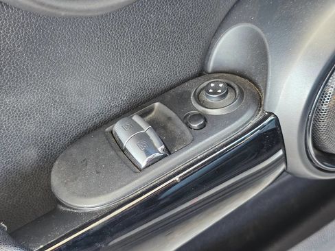 Used 2016 MINI Cooper S w/ Premium Package FWD image 20