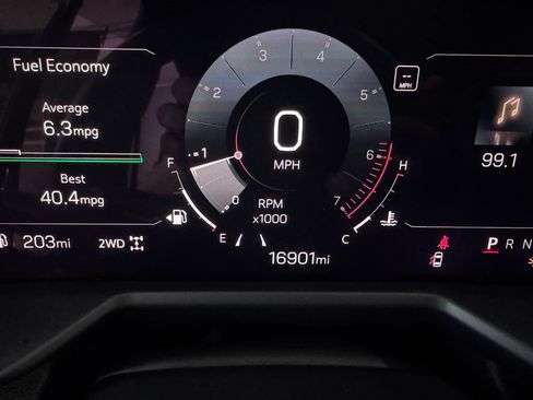 Certified 2025 GMC Acadia Elevation image 13