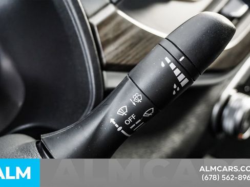 Used 2025 Nissan Altima 2.5 SV image 30