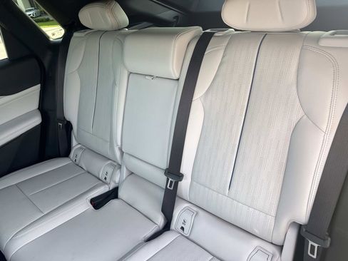 Certified 2025 Cadillac Lyriq Luxury RWD image 13