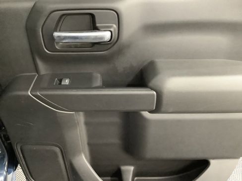 Used 2019 Chevrolet Silverado 1500 LT w/ All-Star Edition image 27