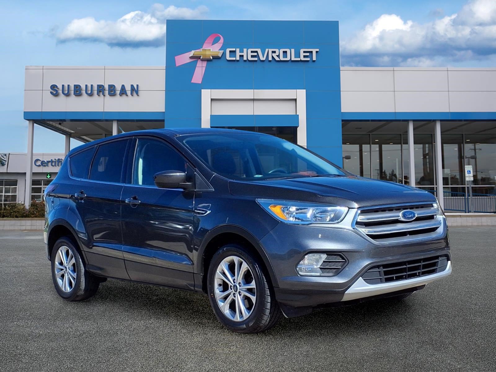 Used 2017 Ford Escape SE w/ SE Cold Weather Package FWD image 3