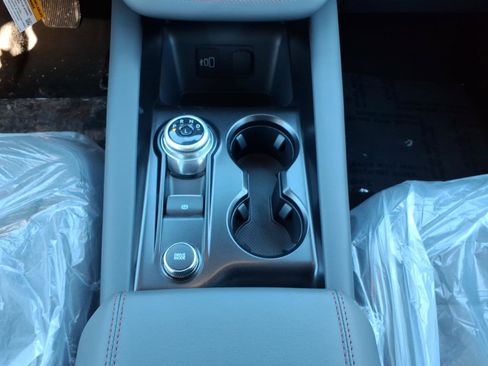 New 2026 Ford Explorer Active w/ Active Comfort Package image 10