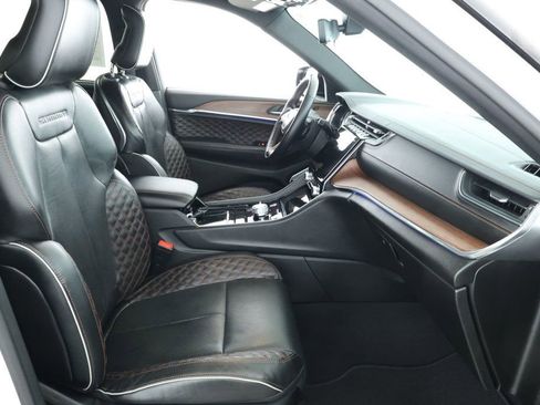 Used 2022 Jeep Grand Cherokee Summit w/ Advanced Protech Group IV image 23