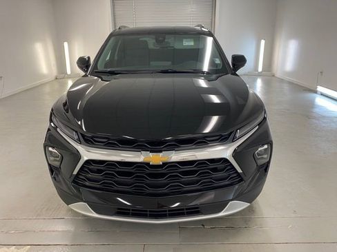 New 2025 Chevrolet Blazer LT w/ Convenience Package image 2