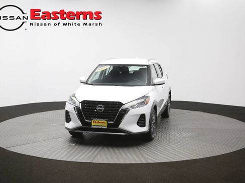 Used 2024 Nissan Kicks SV FWD image 52