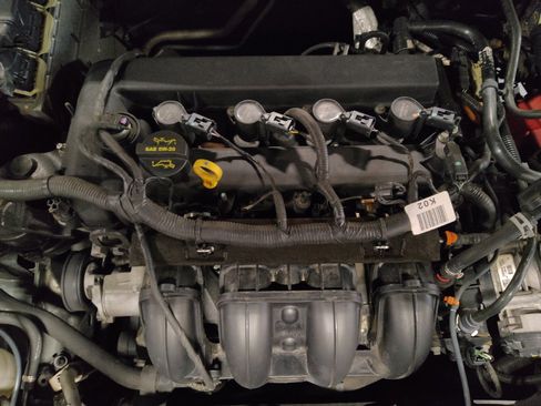 Used 2015 Ford Fusion SE w/ Equipment Group 201A FWD image 30