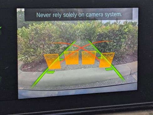 Used 2018 BMW M550i xDrive image 6