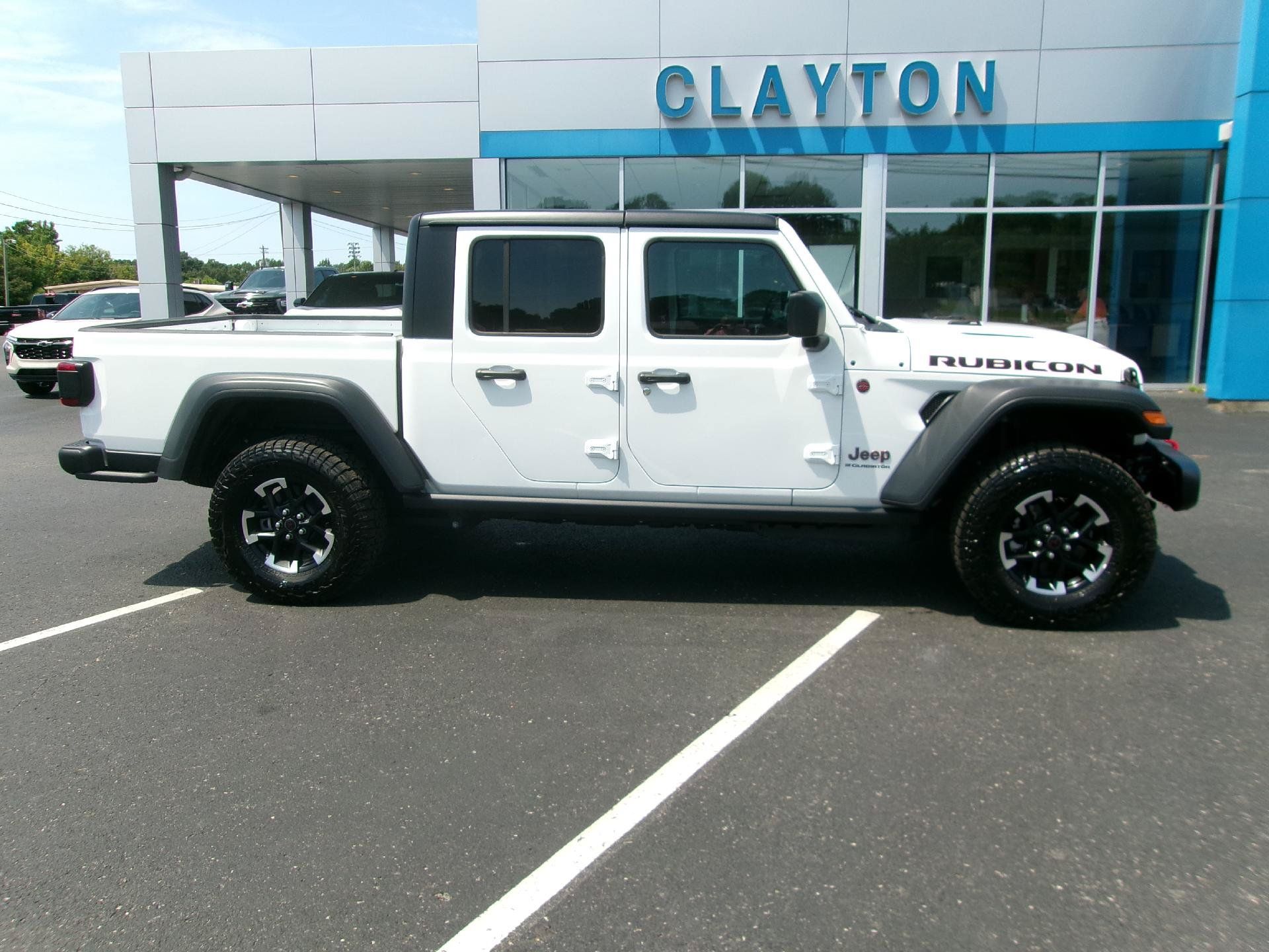 Used 2026 Jeep Gladiator Rubicon AWD/4WD image 2