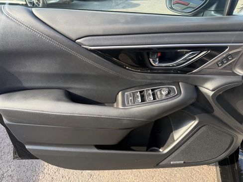 Used 2025 Subaru Legacy Limited w/ Popular Package #2 image 14
