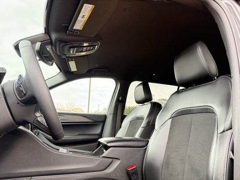 Certified 2024 Jeep Grand Cherokee L Altitude image 23