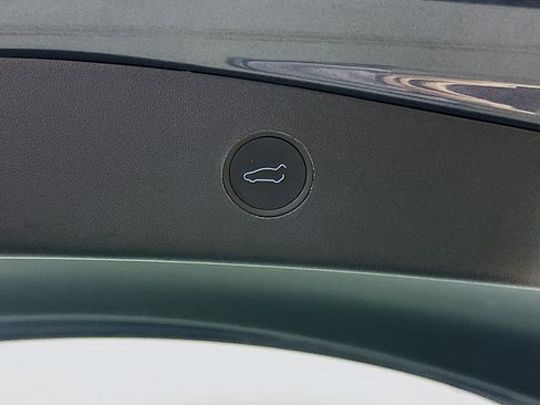 Used 2023 Tesla Model 3 Standard Range image 27